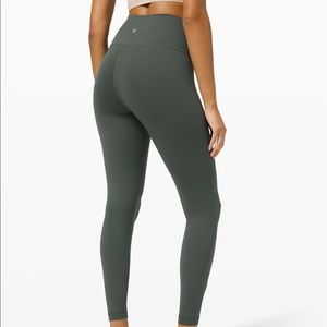 Lulu lemon smoked spruce wunder trains
